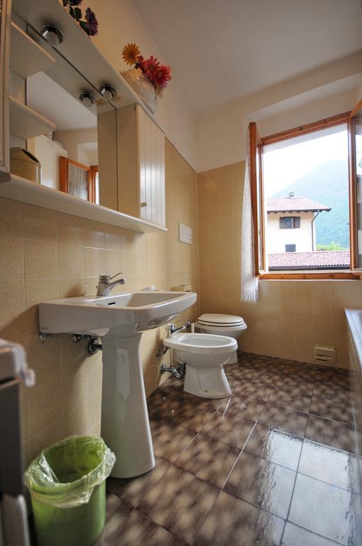 Casa Anna Villa Pieve Di Ledro Kamer foto